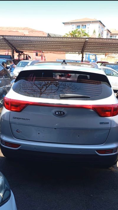 Kia Sportage thumbnail 1
