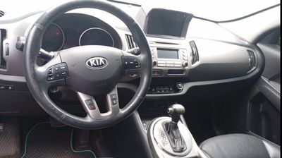 Kia Sportage thumbnail 1