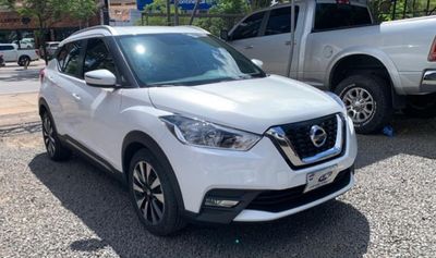 Nissan Kicks thumbnail 1