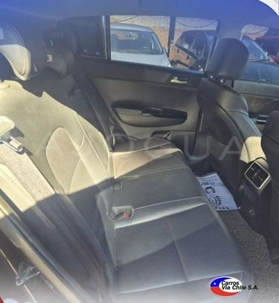 Kia Sportage miniatura 3
