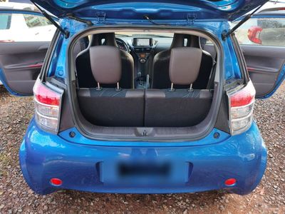 Toyota iQ miniatura 17