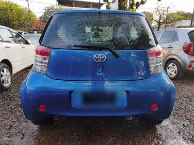 Toyota iQ miniatura 8