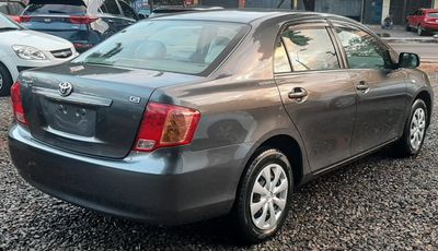 Toyota Corolla Axio thumbnail 1