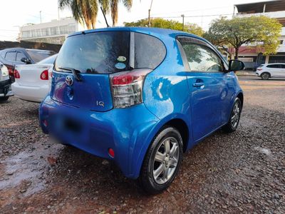 Toyota iQ miniatura 18