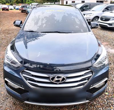 Hyundai Santa Fe thumbnail 1