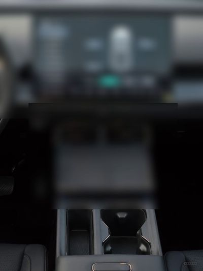 Toyota BZ3X miniatura 12