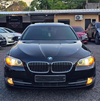 BMW 5 thumbnail 1