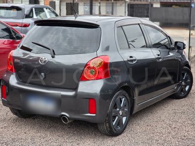 Toyota Vitz miniatura 14