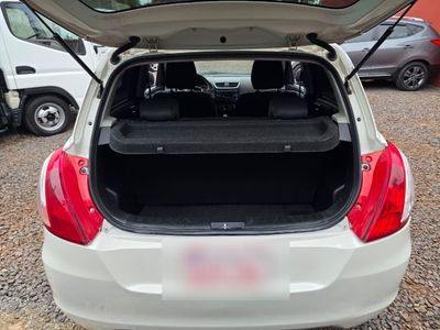 Suzuki Swift miniatura 6