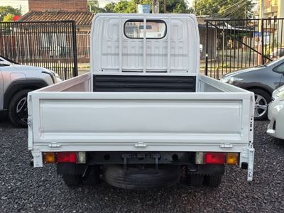 Nissan Atlas miniatura 12