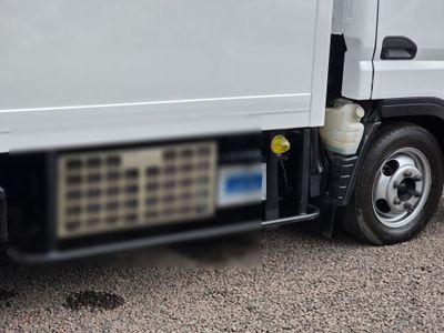 Mitsubishi Canter Fuso miniatura 8