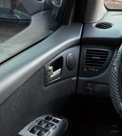 Kia Sportage miniatura 6