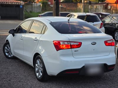 Kia Rio miniatura 9
