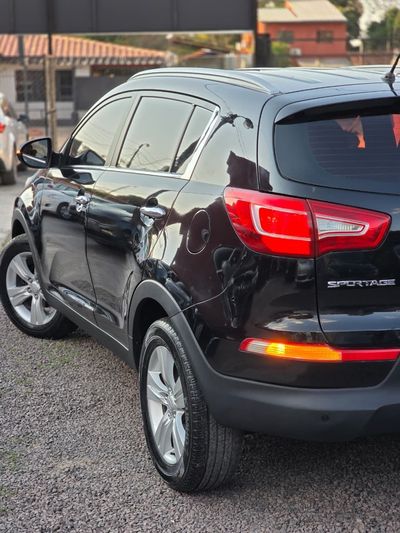 Kia Sportage miniatura 3