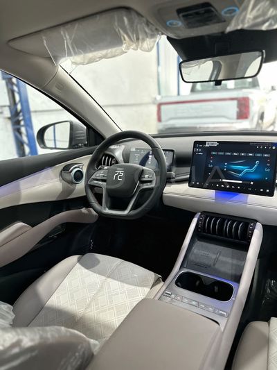 BYD Yuan Plus miniatura 8