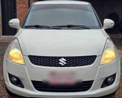 Suzuki Swift miniatura 4