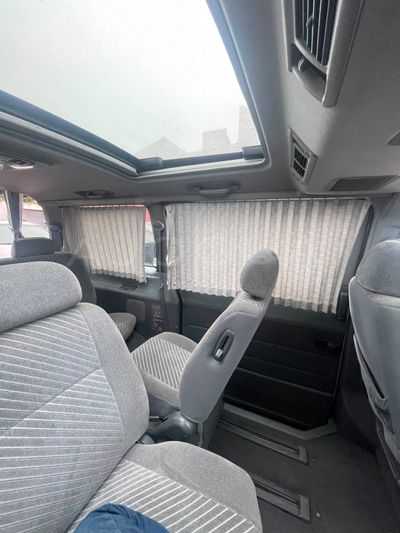 Toyota Granvia miniatura 16