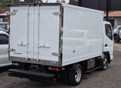 Mitsubishi Canter Fuso miniatura 12