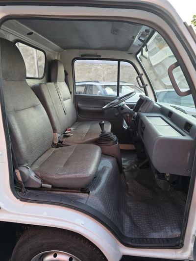 Nissan Atlas miniatura 6