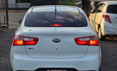 Kia Rio miniatura 10