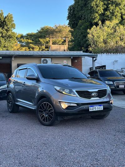 Kia Sportage thumbnail 1
