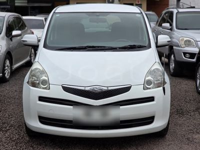 Toyota Ractis miniatura 11