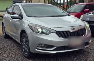 Kia Cerato thumbnail 1