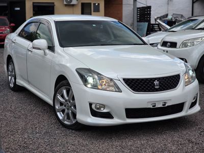 Toyota Crown thumbnail 1