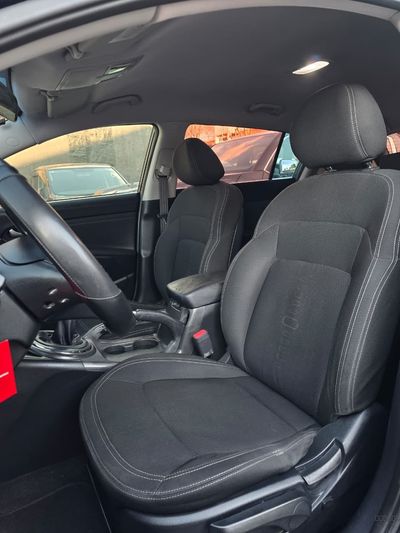 Kia Sportage miniatura 5