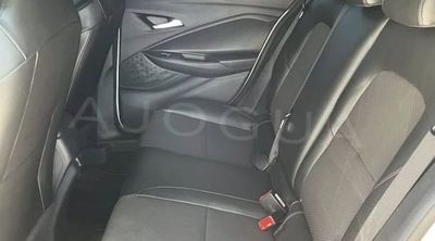 Chevrolet Onix miniatura 9
