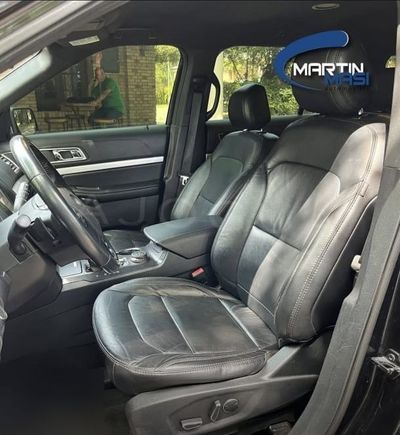 Ford Explorer miniatura 5