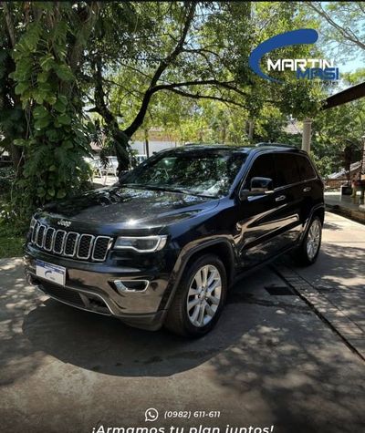 Jeep Grand Cherokee thumbnail 1