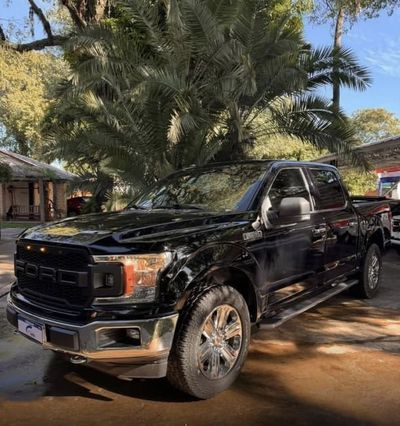 Ford F-150 thumbnail 1