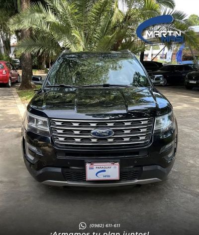Ford Explorer thumbnail 1