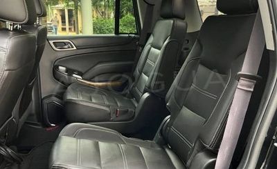 GMC Yukon miniatura 6