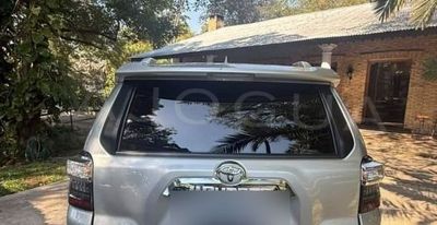 Toyota 4Runner miniatura 10