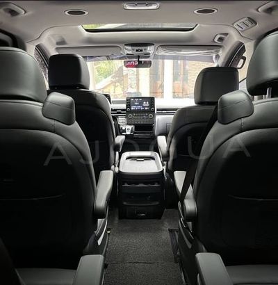 Hyundai Staria miniatura 8