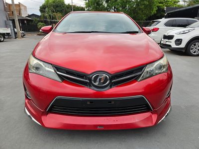 Toyota Auris thumbnail 1