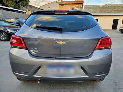 Chevrolet Onix miniatura 2