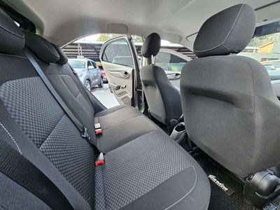 Chevrolet Onix miniatura 10