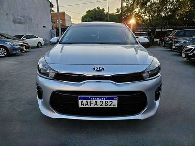 Kia Rio thumbnail 1