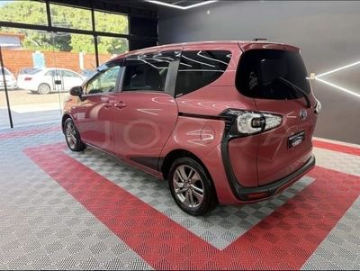 Toyota Sienta miniatura 7