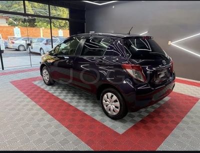 Toyota Vitz miniatura 5
