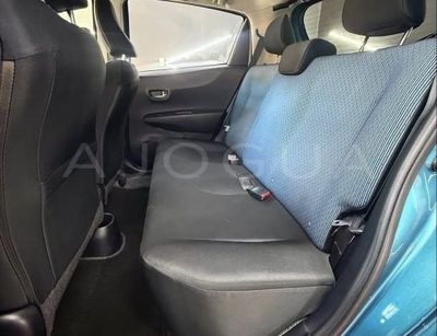 Toyota Vitz miniatura 6