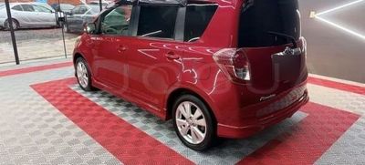Toyota Ractis miniatura 4