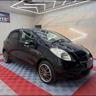 Toyota Vitz thumbnail 1