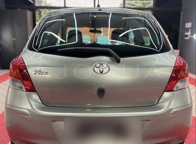 Toyota Vitz miniatura 5