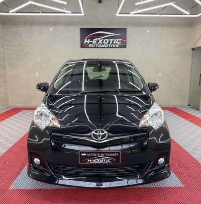 Toyota Ractis 2011