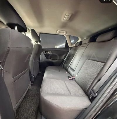 Toyota Auris miniatura 2