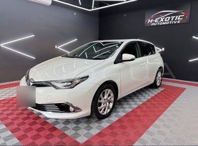 Toyota Auris miniatura 2